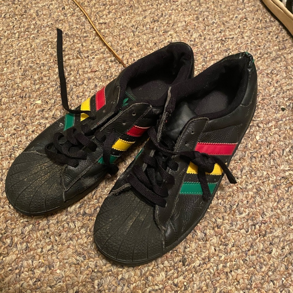adidas rasta striped men’s 6 / woman’s 8
